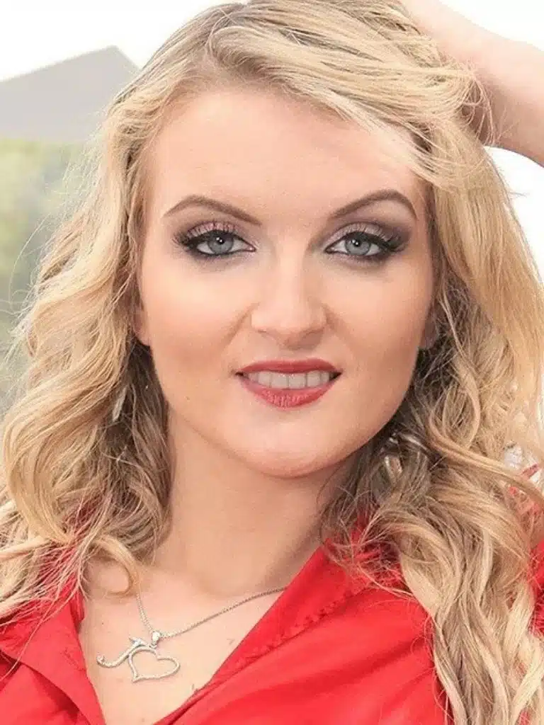 Jemma Valentine Biography: Wiki, Age, Career, Height, Weight, Husband, Net Worth & More